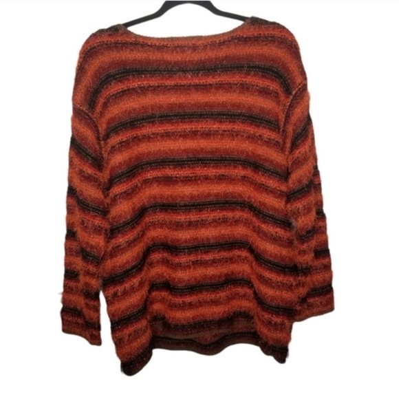 •SOLD• Vintage Easy Spirit fuzzy eyelash sweater orange black red stripe 1X - Picture 2 of 4